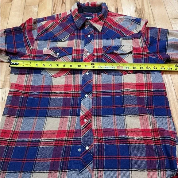 Wrangler Men's Flannel Plaid Shirt - Red, Blue, and Tan - Picture 7 of 8